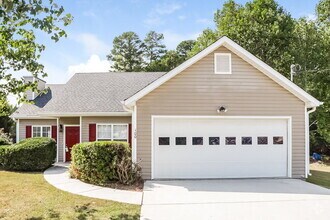 Building Photo - 100 Fawn Ln