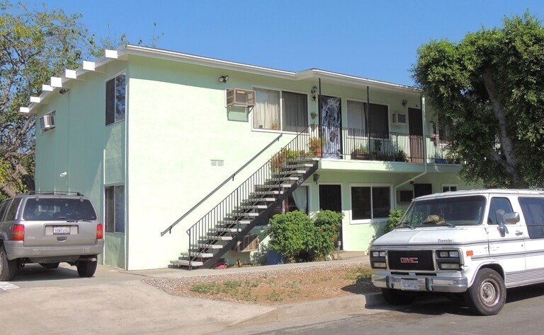 Primary Photo - 5745 Arroyo Dr