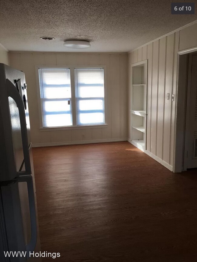 Building Photo - 3 br, 1 bath House - 1101 Coushatta St