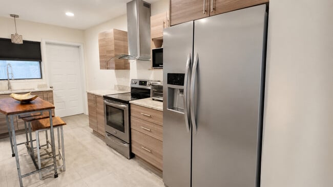 Building Photo - 1408 E Muriel St