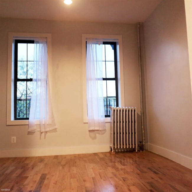 Building Photo - 699 Bushwick Ave