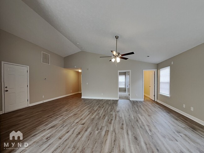 Foto del edificio - 440 Scotts Creek Trail