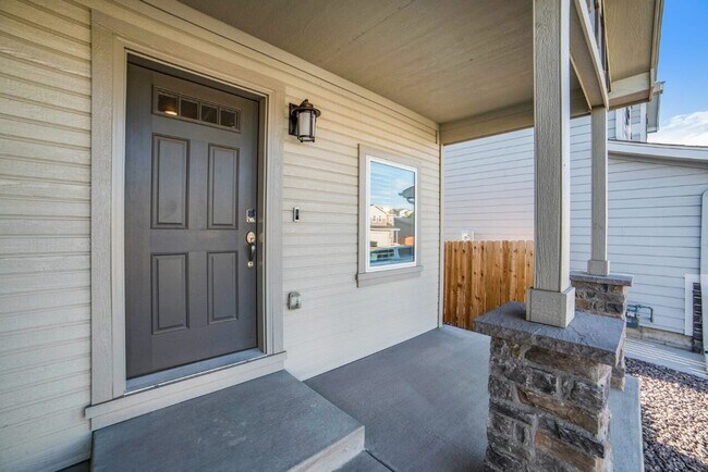 Building Photo - Gorgeous 4-Bedroom Home with Walkout Basement