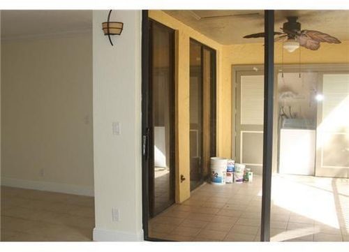 Building Photo - 3840 Coral Tree Cir