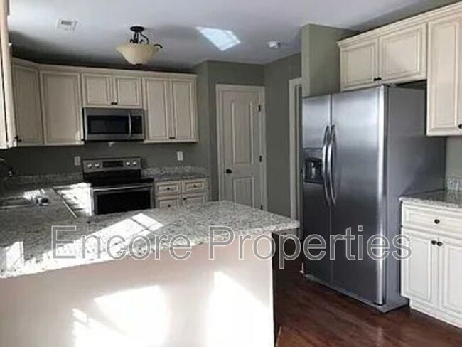 Building Photo - 21 Avalone Ct