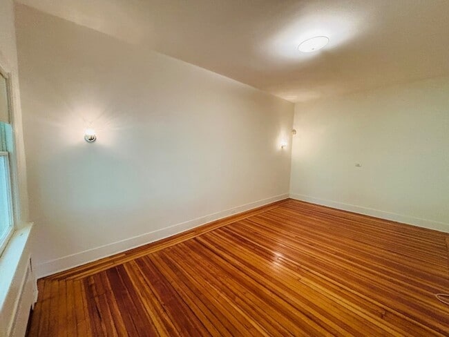 Photo - 68-0 1 Wheatley Rd House