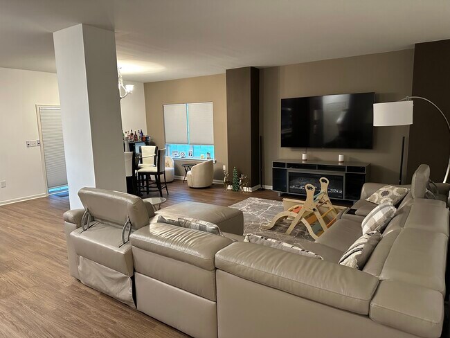 Foto del edificio - 726 Quarry Rd