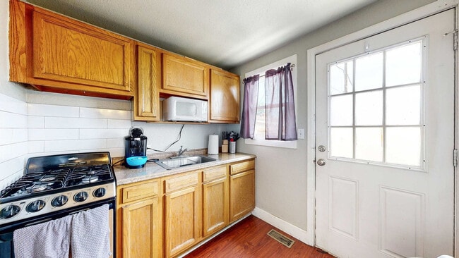 Foto del edificio - 7388 Oneida Dr