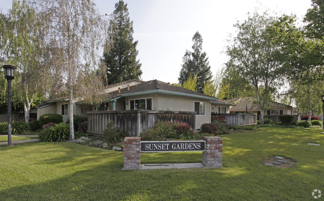 Sunset Gardens - Apartments in Gilroy, CA | Apartments.com