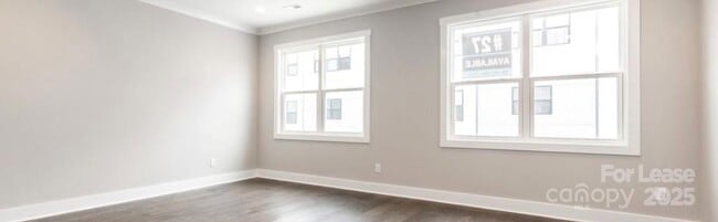 Foto del edificio - 1134 E 36th St