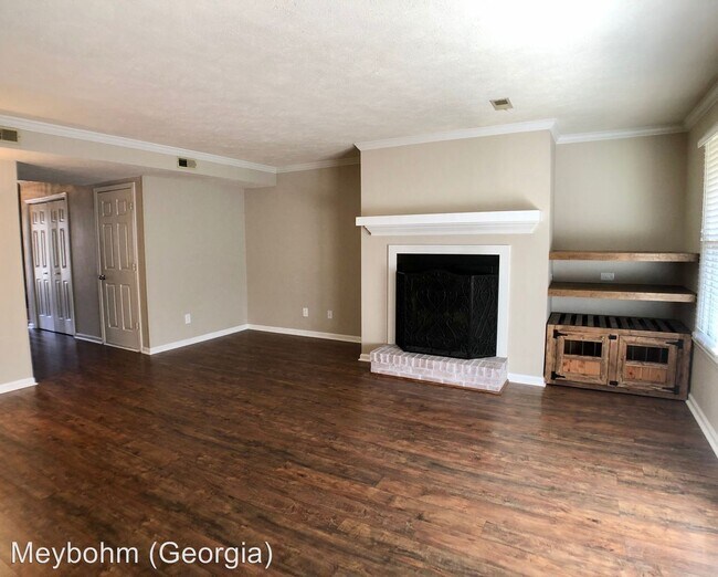 Building Photo - 2 br, 2.5 bath House - 215 Hickory Place