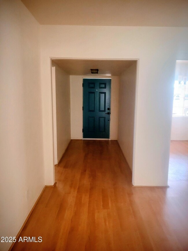 Foto del edificio - 1704 W Colter St