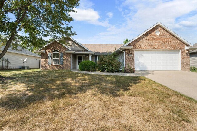 Foto del edificio - 4803 Shale Oaks Ave