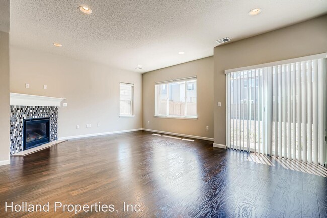 Foto del edificio - 3 br, 2.5 bath House - 16890 NW Viola St.