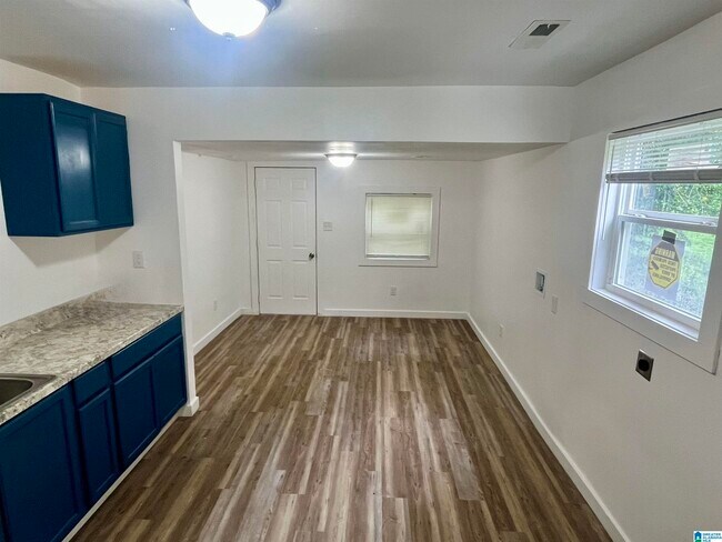 Foto del edificio - 1236 Frisco St