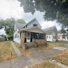 Building Photo - 1140 Fremont Ave NW