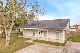 Building Photo - 760 Ave B