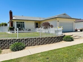 Building Photo - 9545 Gregory St