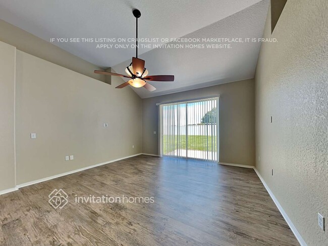 Building Photo - 1741 James Pointe Dr