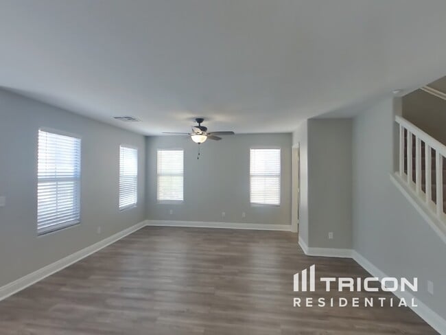 Building Photo - 8940 Annabeth Ct