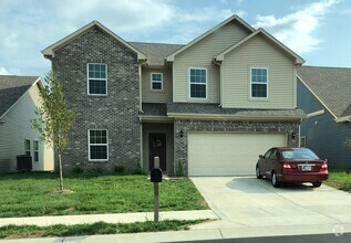 Building Photo - 665 Wendover Ave