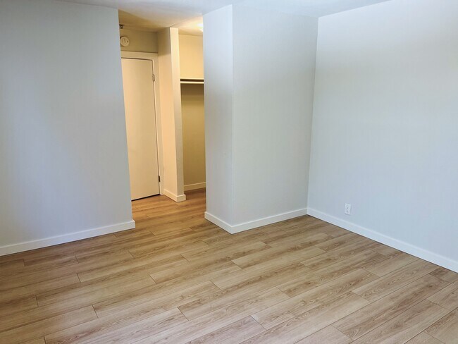 Building Photo - 15021 Hesperian Blvd