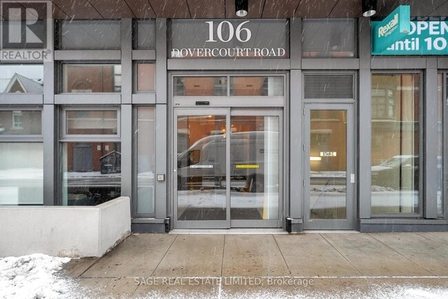 Photo du bâtiment - 106 Dovercourt Rd