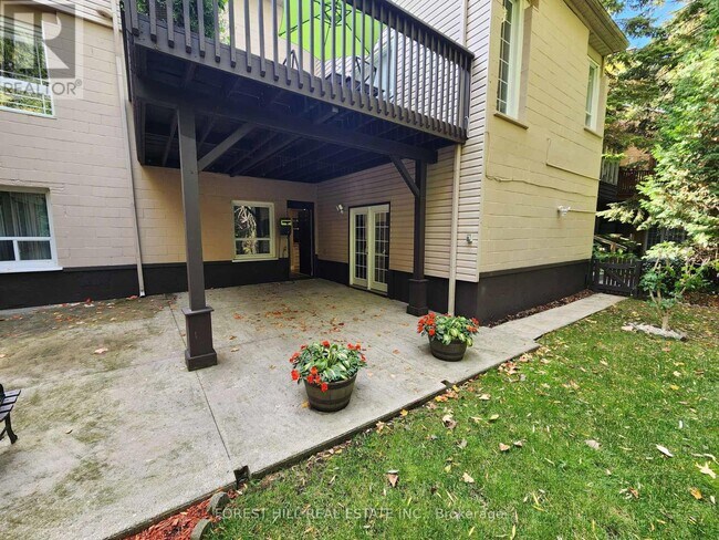 Photo du bâtiment - 1214 Kos Blvd