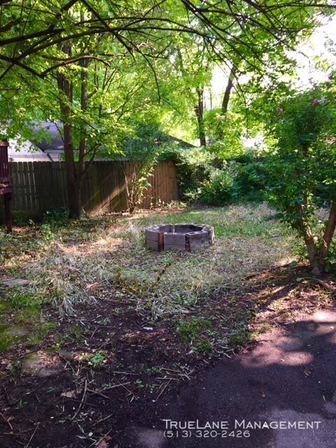 Building Photo - Ready Now! 4 Bedroom home in College Hill