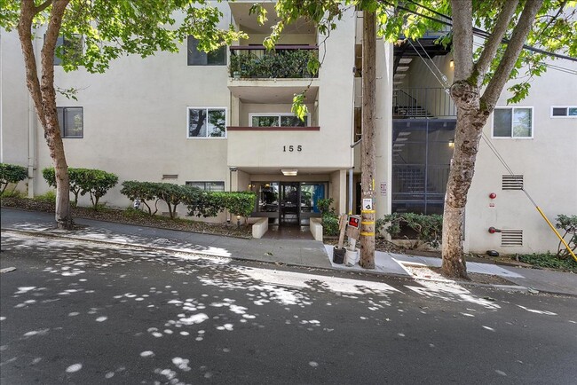 Photo - 155 Pearl St Apartment