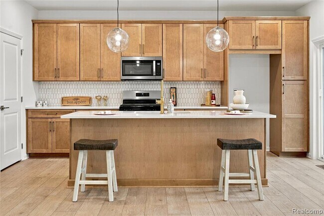 Foto del edificio - 5401 Poppydrew Ln