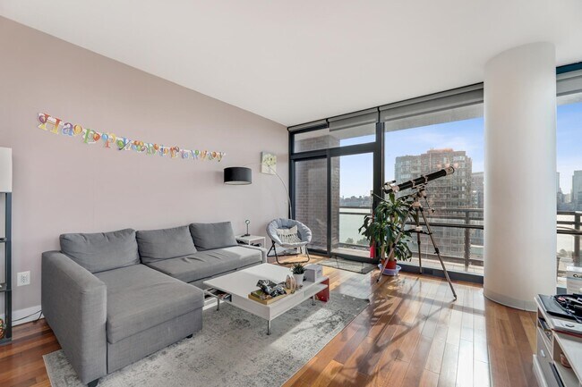 Foto del edificio - 389 Washington St