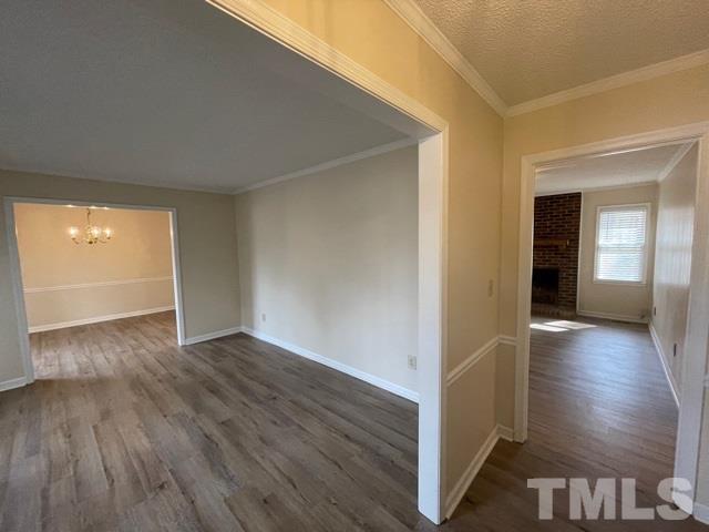 Building Photo - 14 McBenson Pl