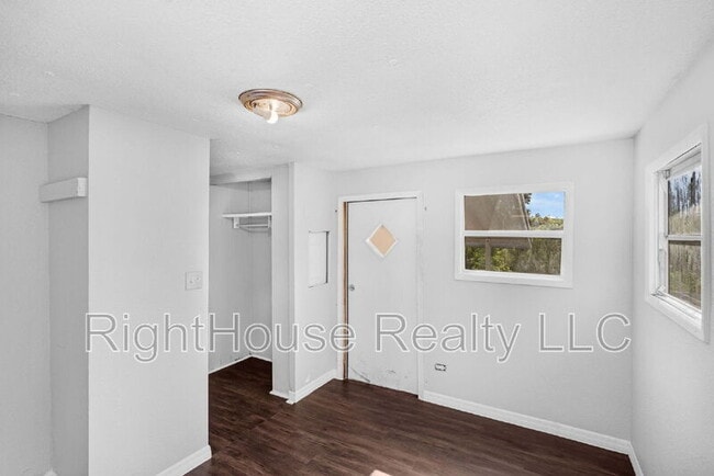 Building Photo - 2854 Lake Alfred Rd