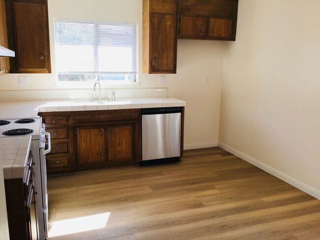 Foto del edificio - Hueneme Bay Haven: Your Ideal 55+ Communit...