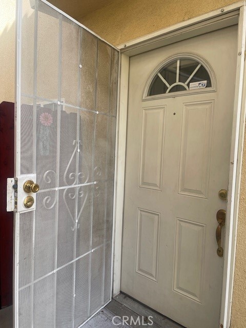 Foto principal - 8425 Burnet Ave