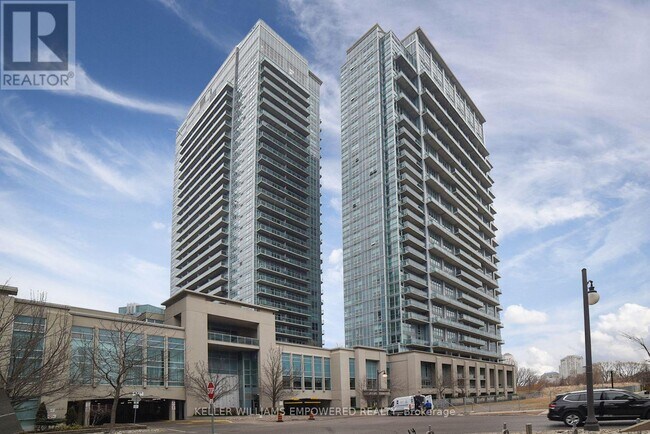 Building Photo - 165 Legion Rd N