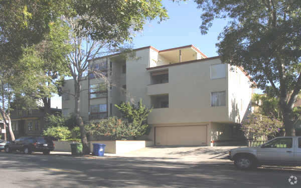 Building Photo - 1615 Martin Luther King Jr Way