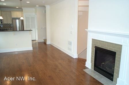 Building Photo - 3 br, 1.5 bath House - 2420 S Lane St