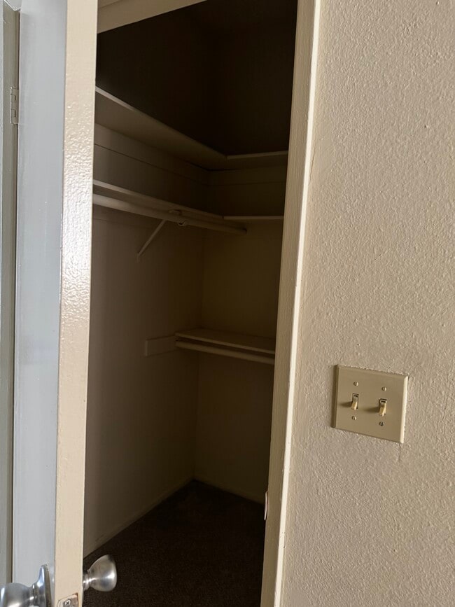 Building Photo - Pavillion Apartments