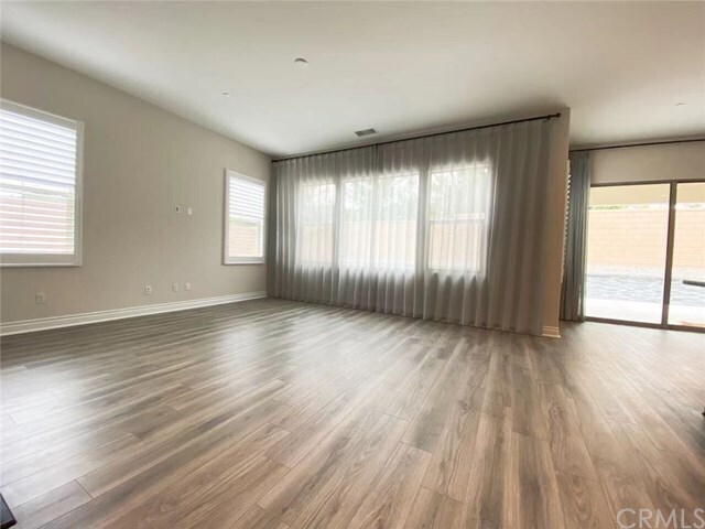 Foto del edificio - 111 Lovelace