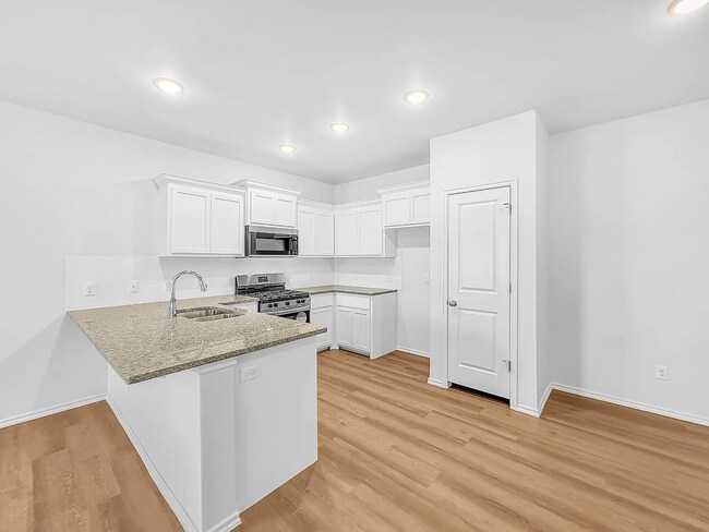 Building Photo - Beautiful 3-Bedroom, 2-Bath Home in Chickasha – Move-In Ready!
