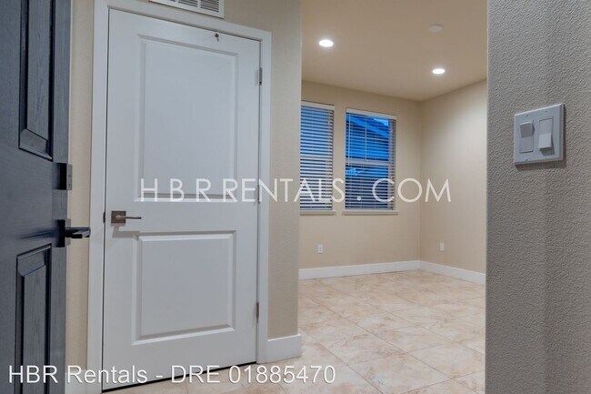 Foto del edificio - 1 br, 1 bath House - 1235 S Crawford Ct