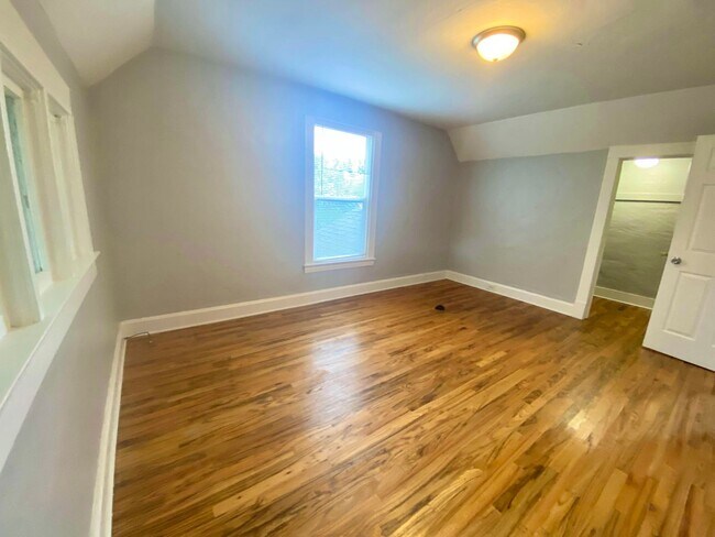 Building Photo - 1617 7th St NW