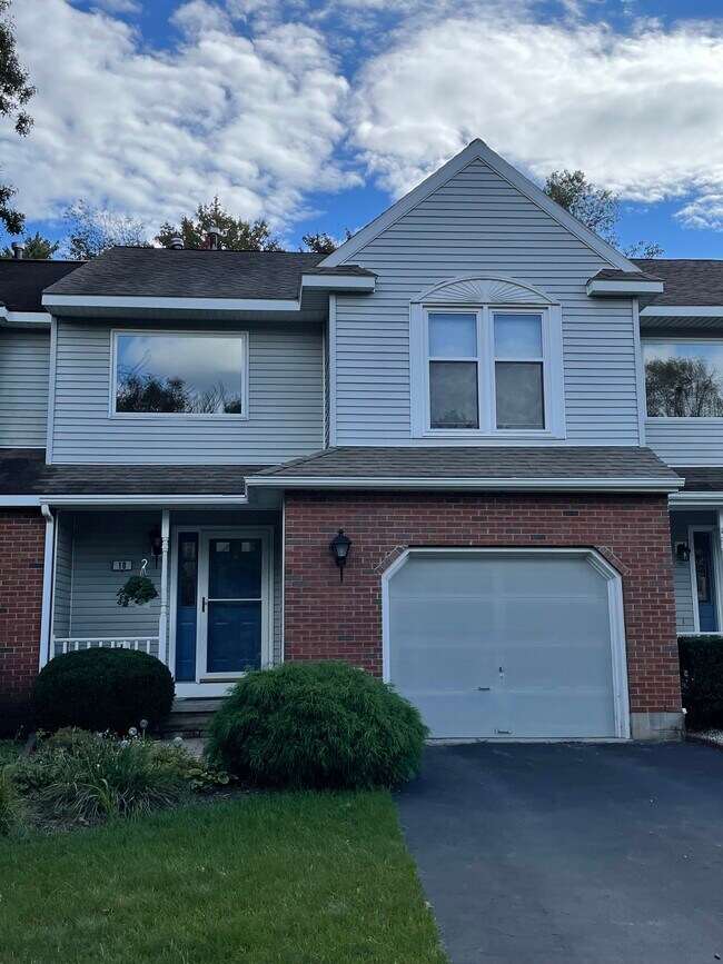 10 Woodside Dr, Clifton Park, NY 12065 Townhome Rentals in Clifton