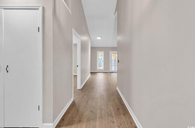 Foto del edificio - 4339 Baldwin Ave