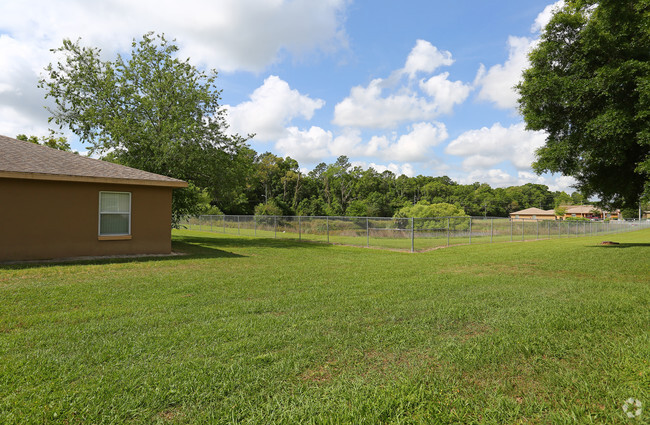 1098 SF - 3 BR - Backyard - Landfair Homes