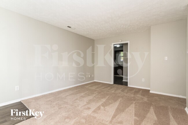 Foto del edificio - 3243 Eastbrooke Ct
