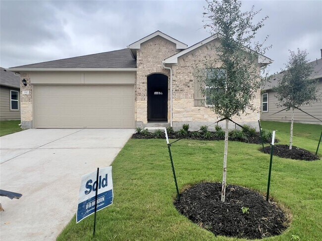 Foto del edificio - 332 St Thomas St