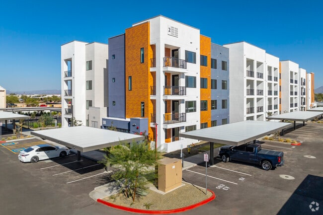 Building Photo - Harwood